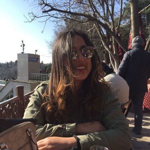 Meet your Posher, Sara